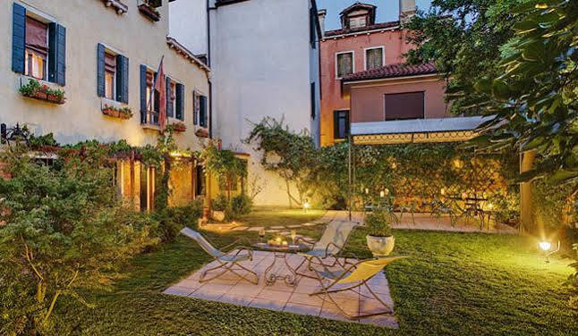 Casa Rezzonico Bed & Breakfast Venedik Dış mekan fotoğraf
